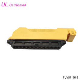 PBT 절연 소재와 후드와 64 핀 여성 센트로닉 IDC 연결기